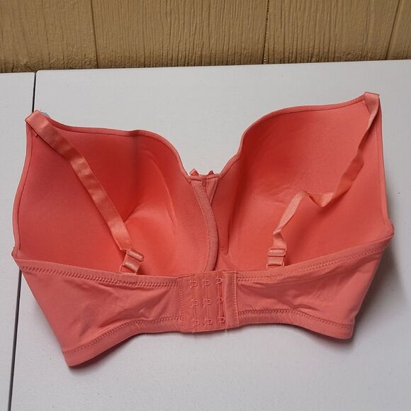 Secret Treasures Intimates Tailored T-Shirt Bra Underwire Coral Silk 40DDD NWT - Picture 4 of 7